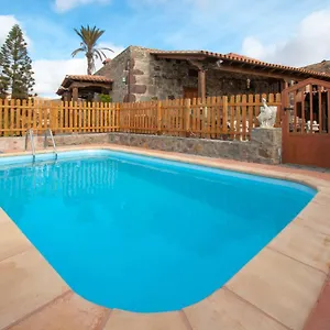 La Bella , Tuineje España